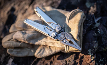 Leatherman Surge Heavy Duty Black Oxide Multi-Tool 420HC S/S Blades x2 w/MOLLE Black Sheath - Box